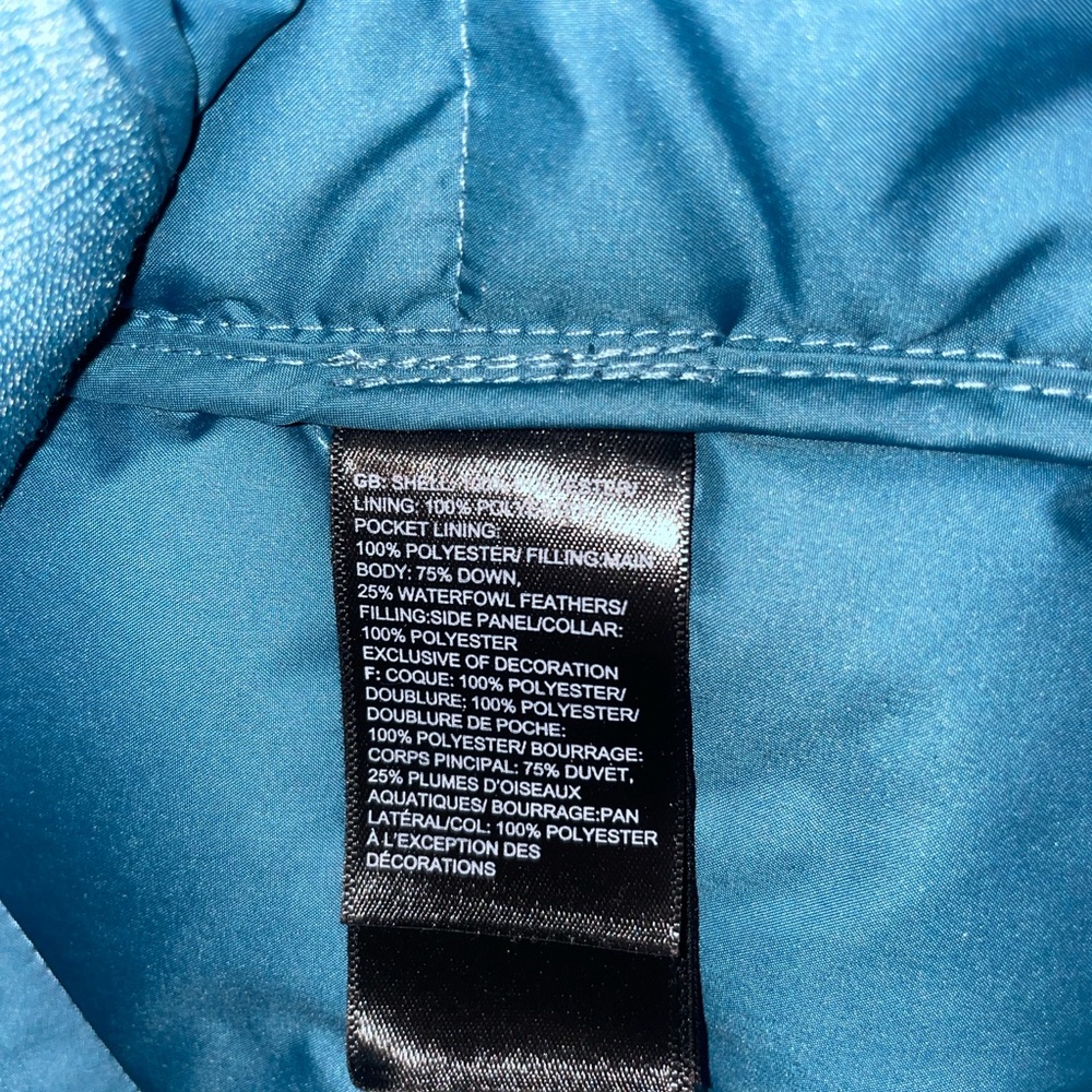 The North Face Blue Cameo Womens Puffer Vest - Picture 5 of 9